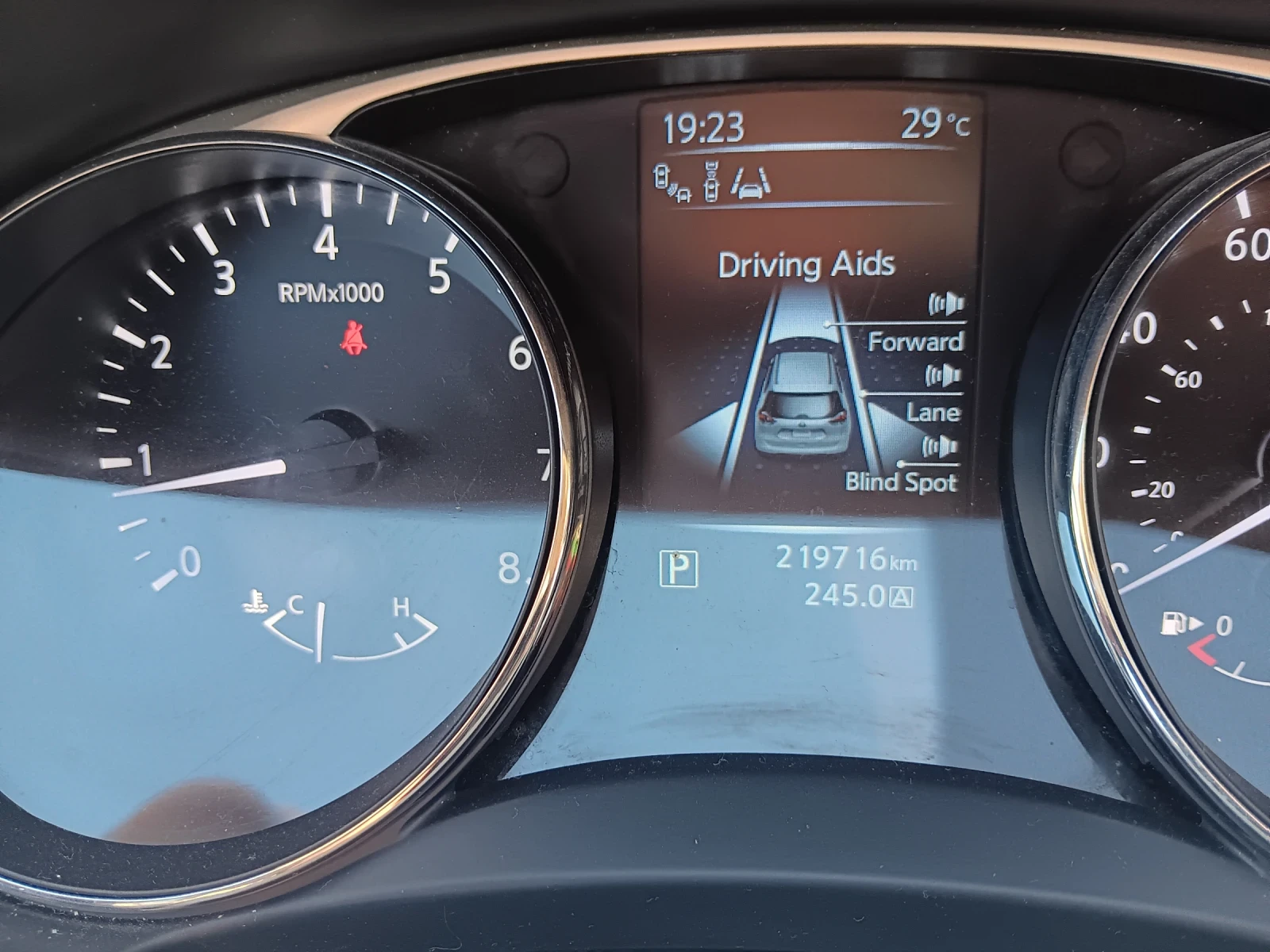Nissan Rogue  - изображение 5