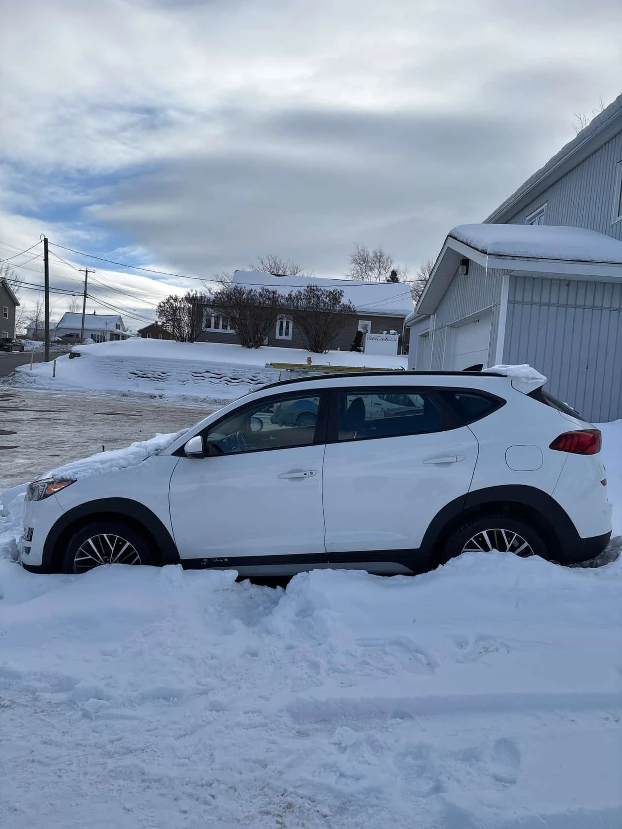 Hyundai Tucson * Preferred * ПОДГРЕВ* KEYLESS* ПАНО*  - изображение 4