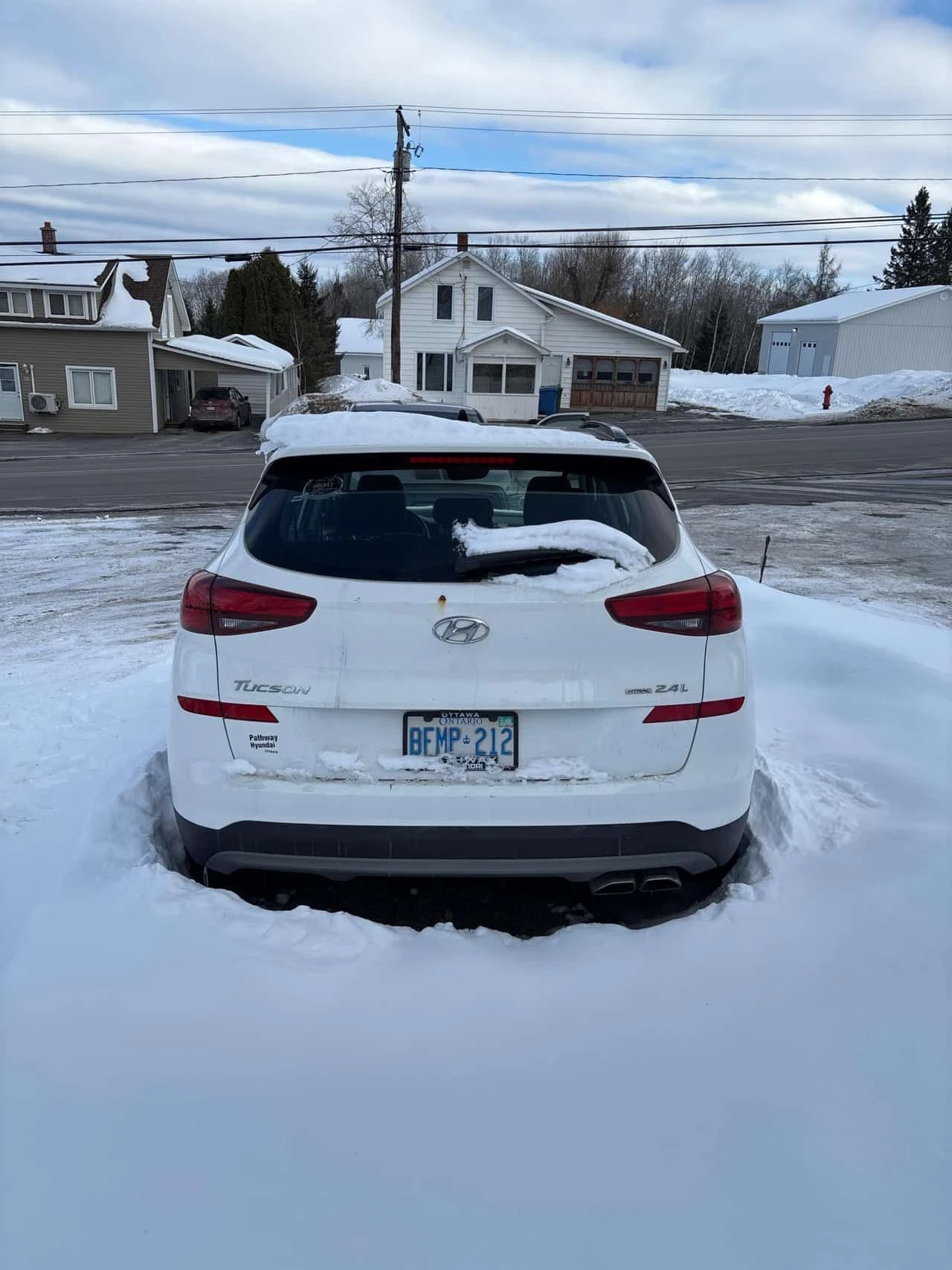 Hyundai Tucson * Preferred * ПОДГРЕВ* KEYLESS* ПАНО*  - изображение 8