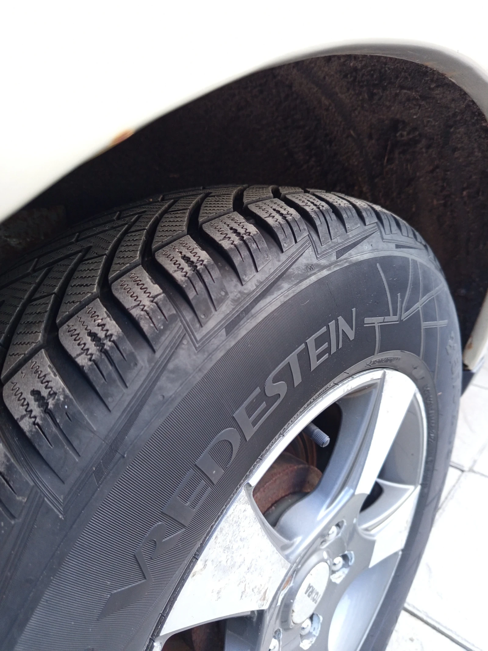 Mitsubishi Outlander, снимка 6 - Автомобили и джипове - 53800936