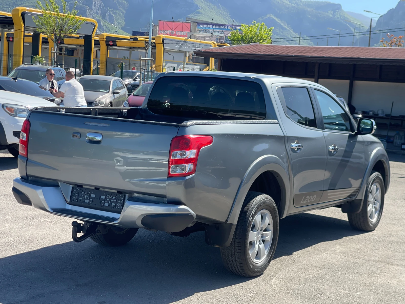 Mitsubishi L200 2.4Di-D 4x4, снимка 7 - Автомобили и джипове - 54339793