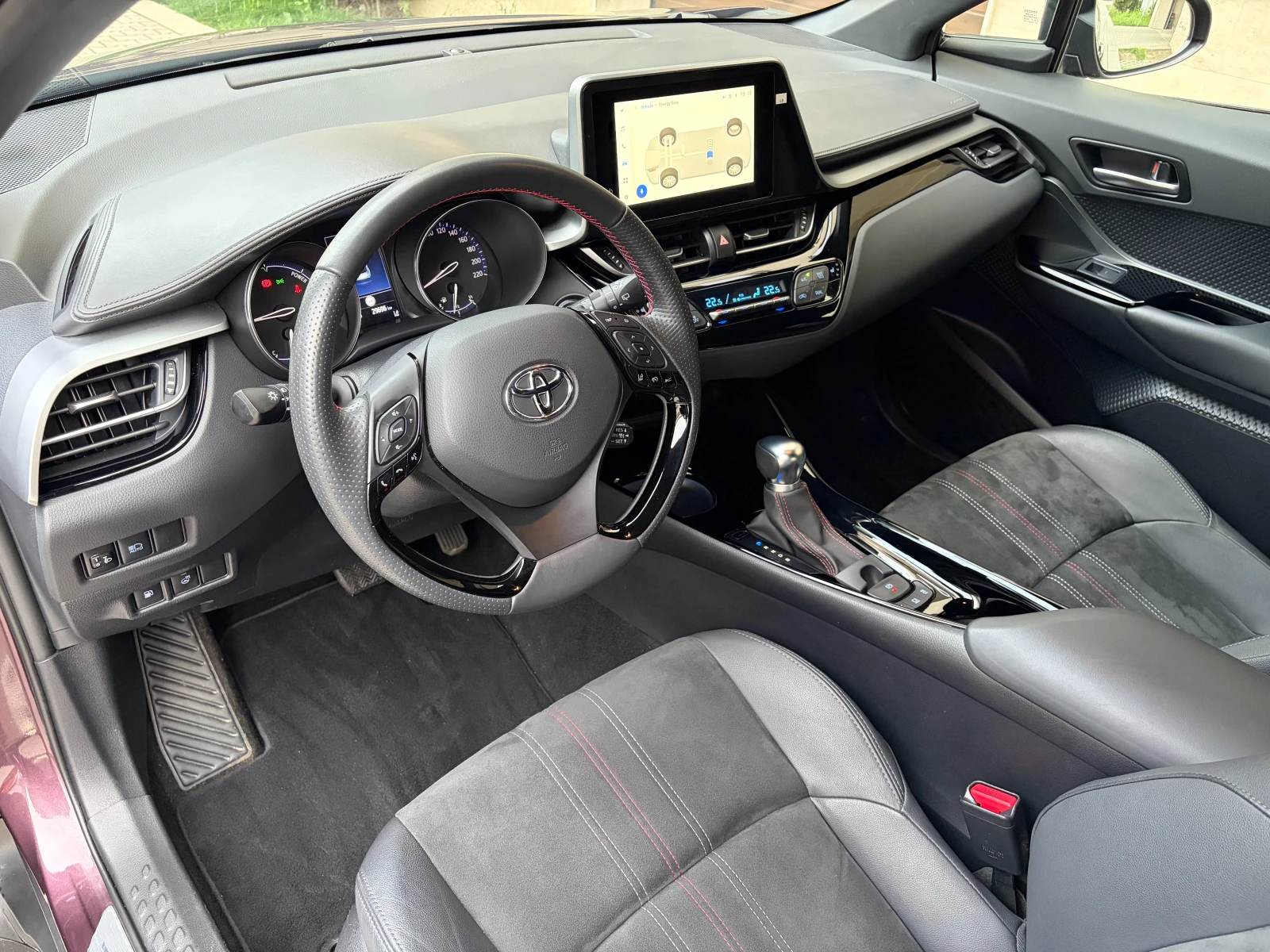 Toyota C-HR 1.8Hybrid e-CVT GR Sport- � �������� | Mobile.bg � ����������� 7
