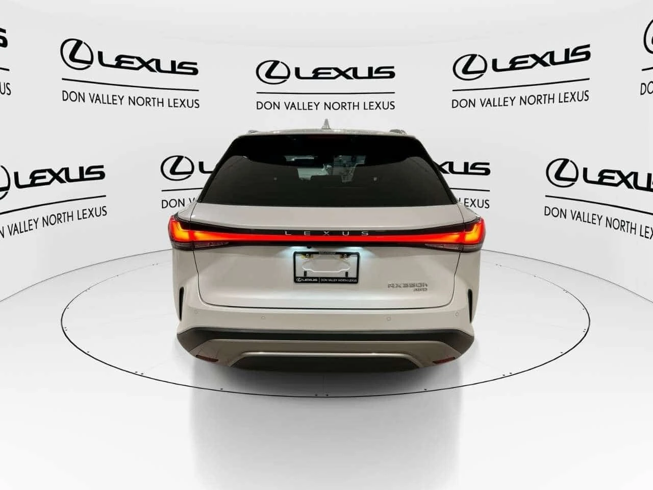 Lexus RX 350h ULTRA LUXURY | ГЛАВНО ПРЕДСТАВИТЕЛСТВО НА LEXUS, снимка 5 - Автомобили и джипове - 55649881