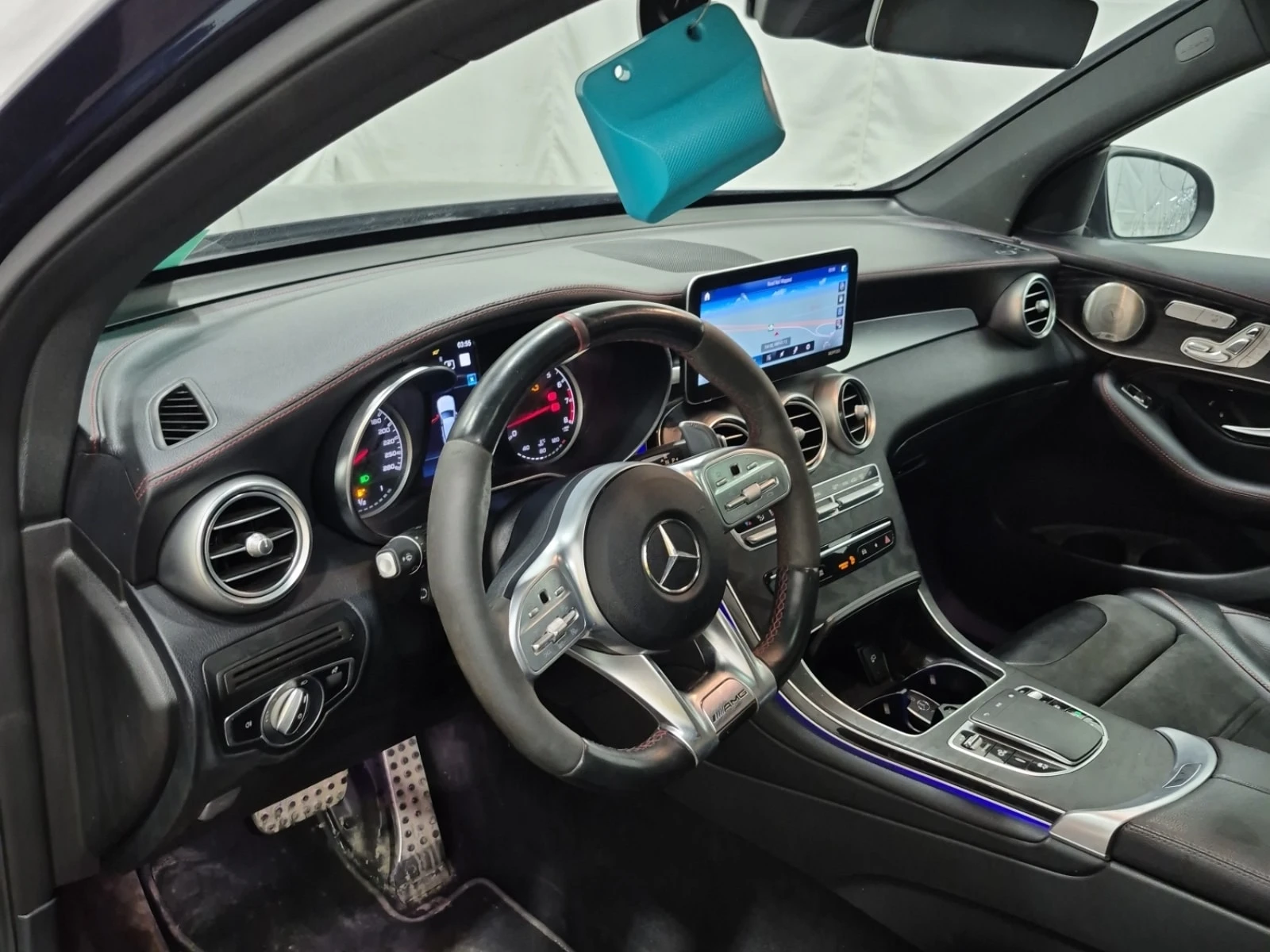 Mercedes-Benz GLC 43 AMG  DISTRONIC / 360 / MEMORY / BURMESTER , снимка 10 - Автомобили и джипове - 55899315