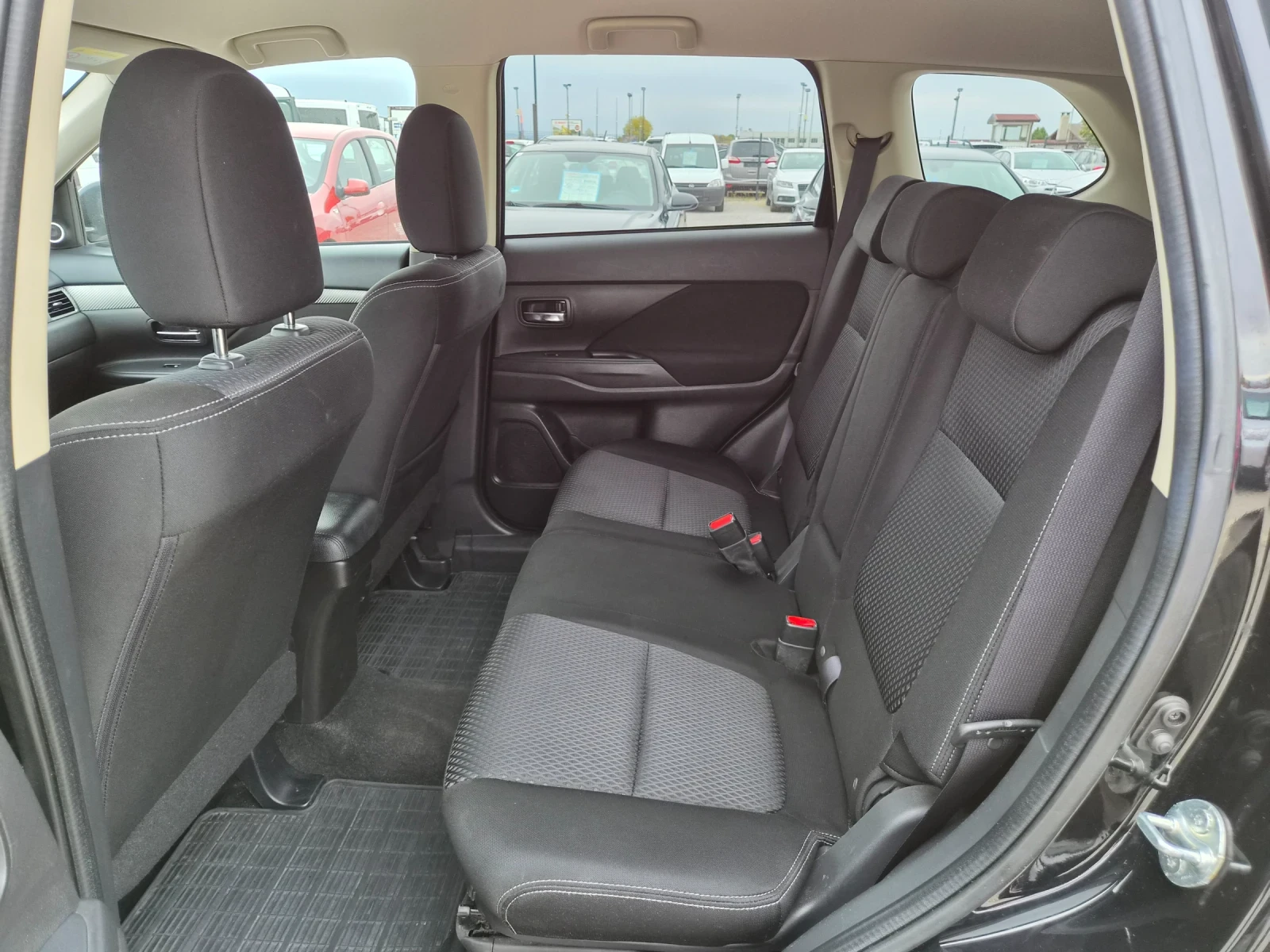 Mitsubishi Outlander 2.2DI-D 150�� 4�4 7����� ���� 6� | Mobile.bg � ����������� 16