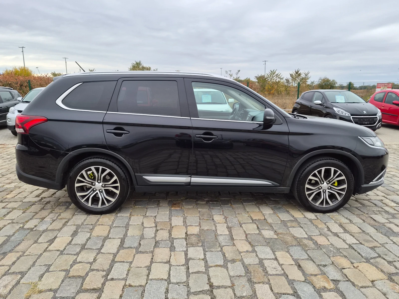 Mitsubishi Outlander 2.2DI-D 150�� 4�4 7����� ���� 6� | Mobile.bg � ����������� 5