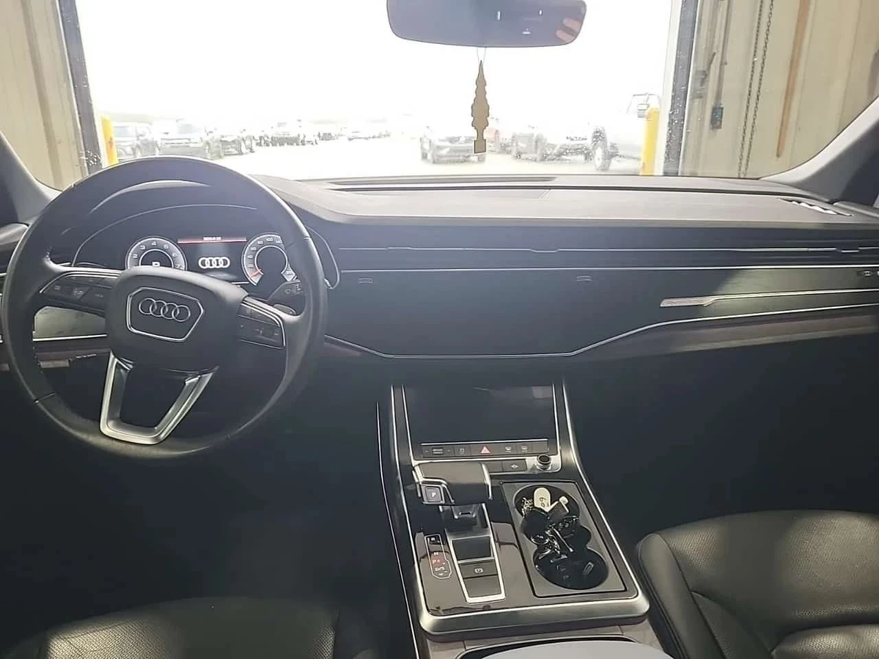 Audi Q7, снимка 6 - Автомобили и джипове - 56689318