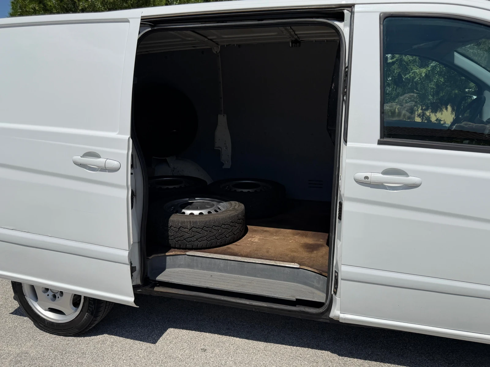 Mercedes-Benz Vito 110CDI КЛИМАТИК, снимка 9 - Бусове и автобуси - 54889747