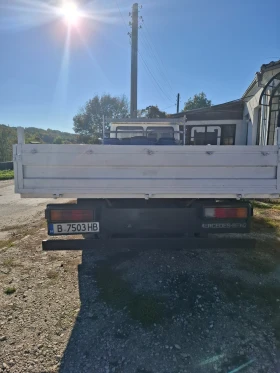 Mercedes-Benz 811, снимка 2