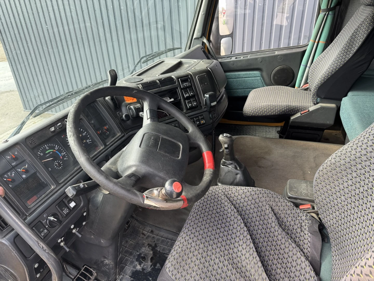Volvo Fh 12 460 - изображение 8