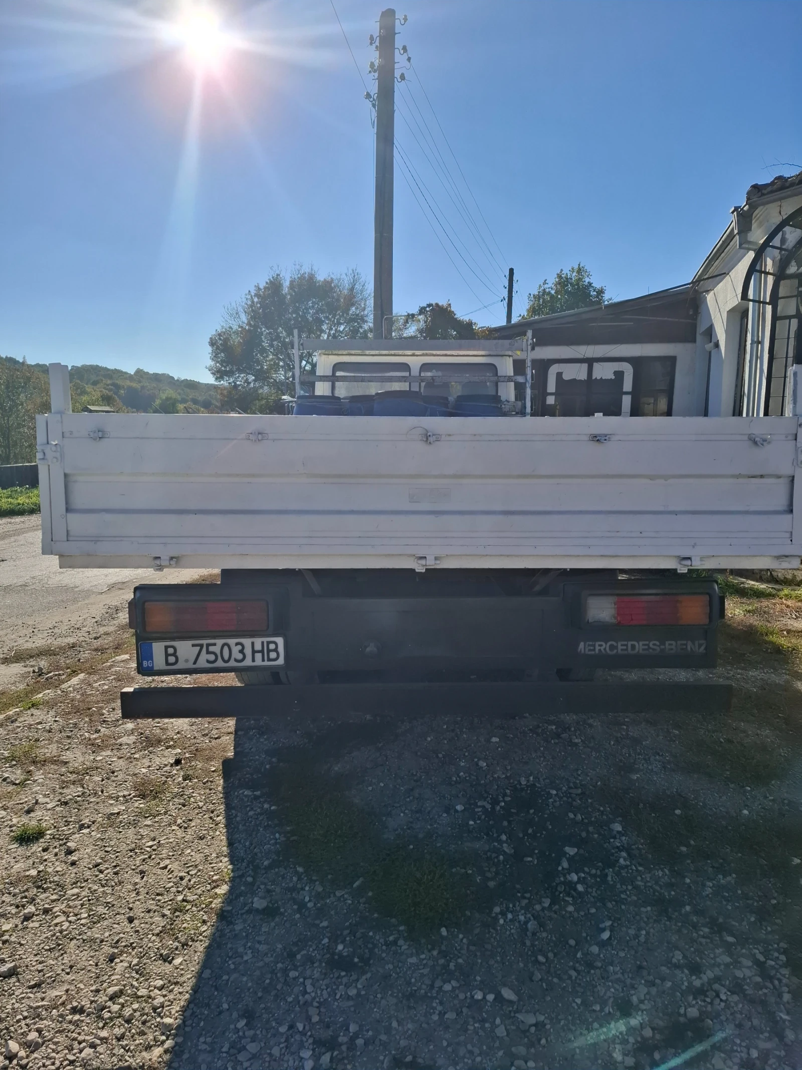 Mercedes-Benz 811  - изображение 2