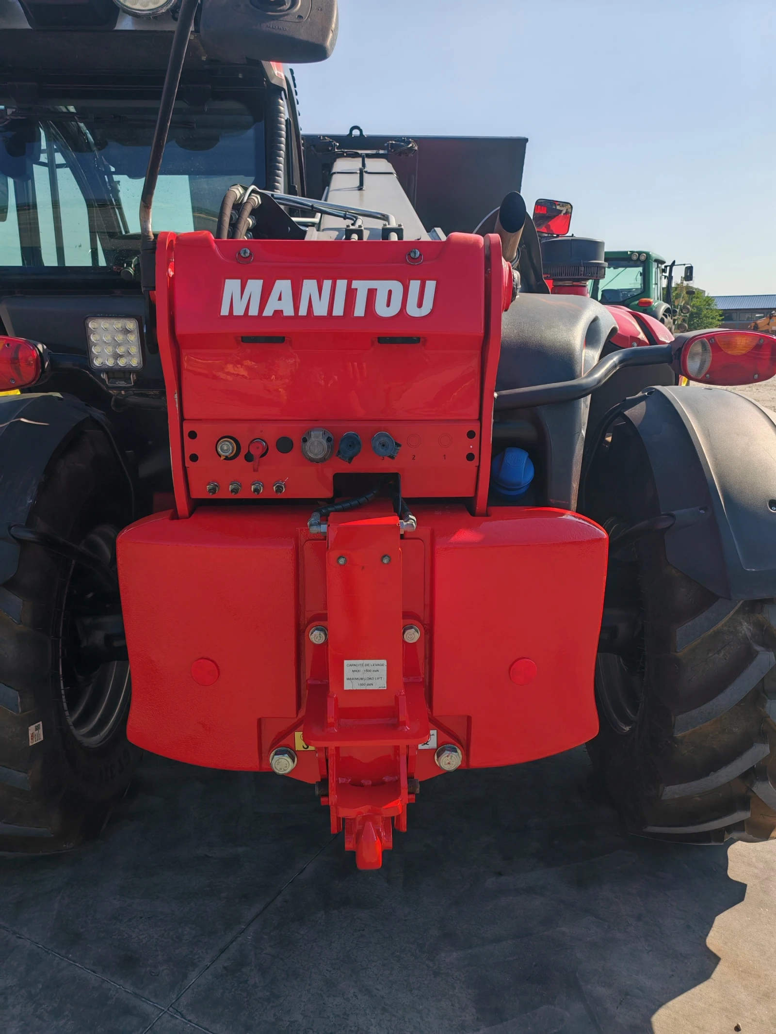 Телескопичен товарач Manitou MLT 741 V-140 +  лизинг с първоначална вноска 20 %, снимка 15 - Селскостопанска техника - 55336928