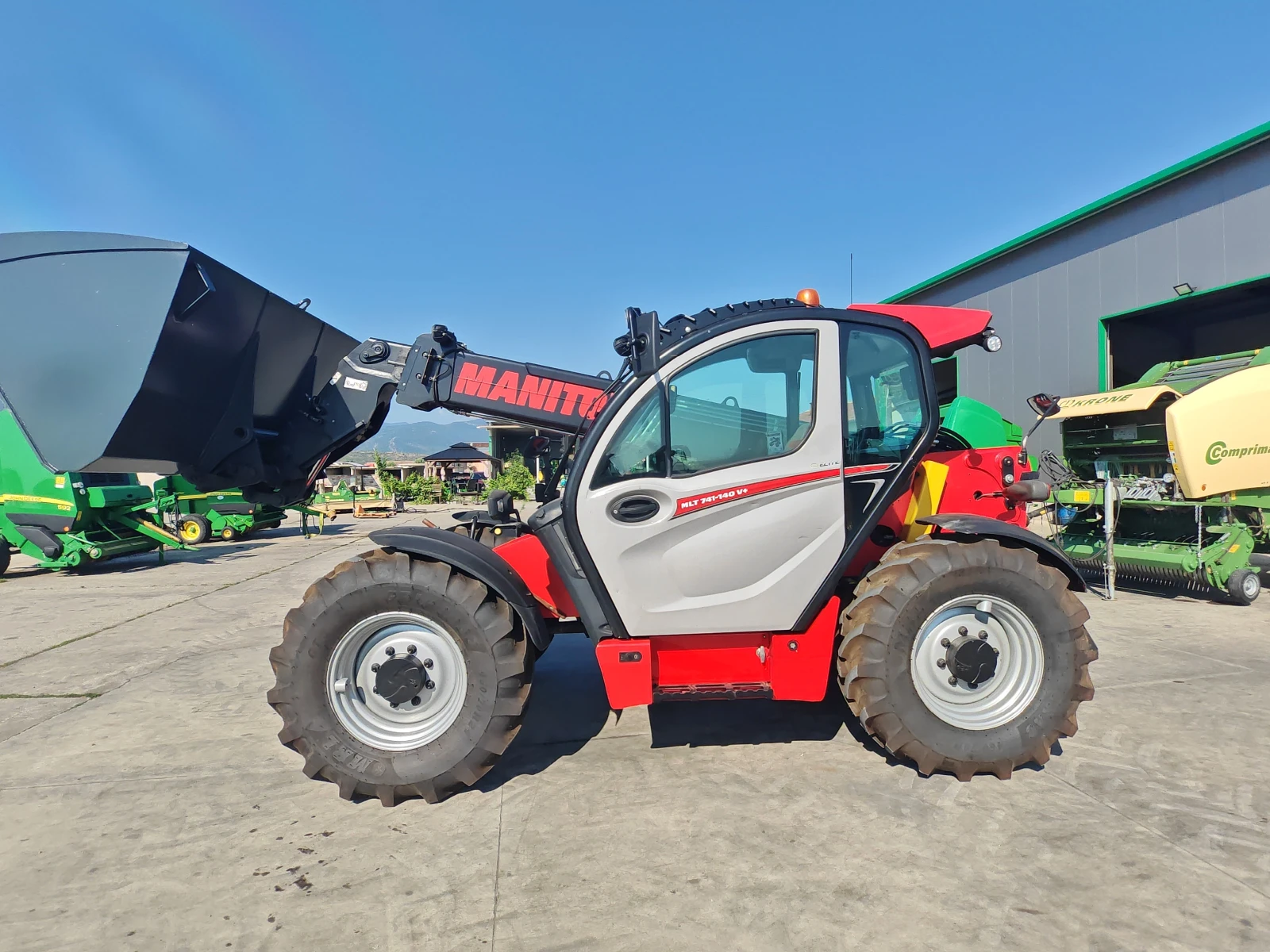Телескопичен товарач Manitou MLT 741 V-140 +  лизинг с първоначална вноска 20 %, снимка 5 - Селскостопанска техника - 55336928
