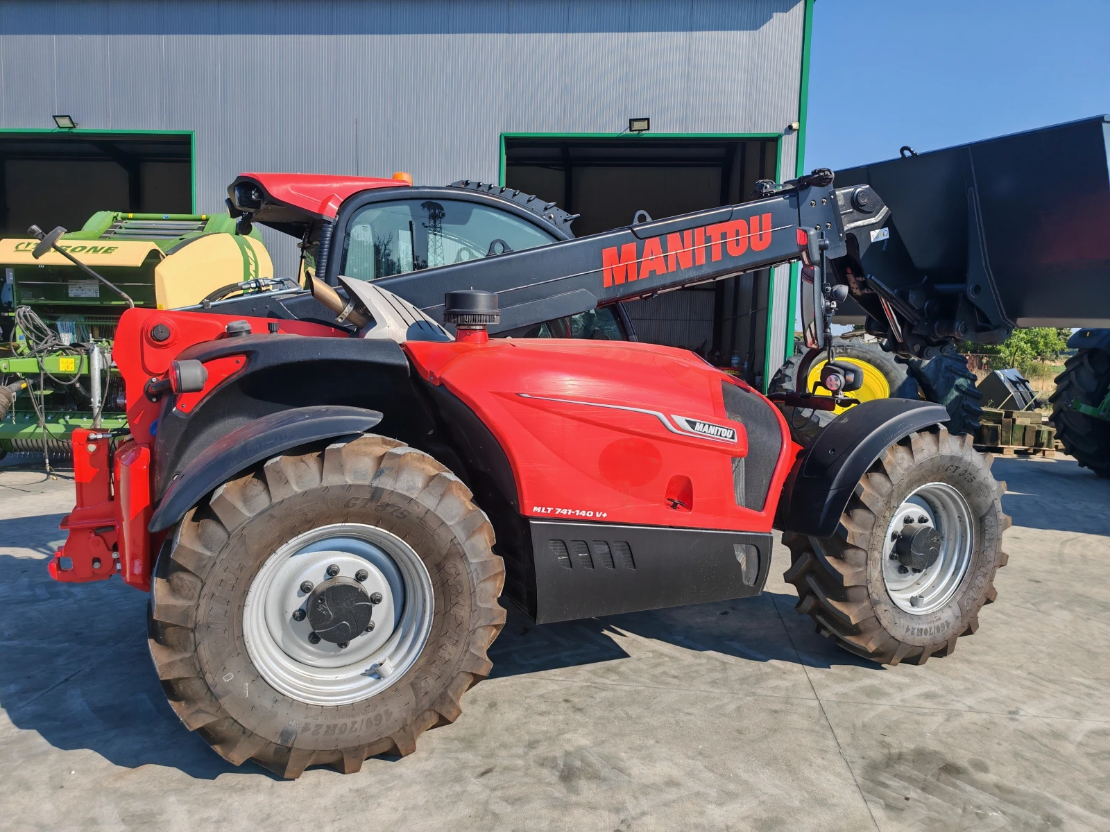 Телескопичен товарач Manitou MLT 741 V-140 +  лизинг с първоначална вноска 20 %, снимка 2 - Селскостопанска техника - 55336928