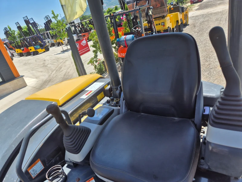 Багер Komatsu PC40MR-3 /ПЕРФЕКТЕН / КАТО НОВ !, снимка 10 - Индустриална техника - 50808154