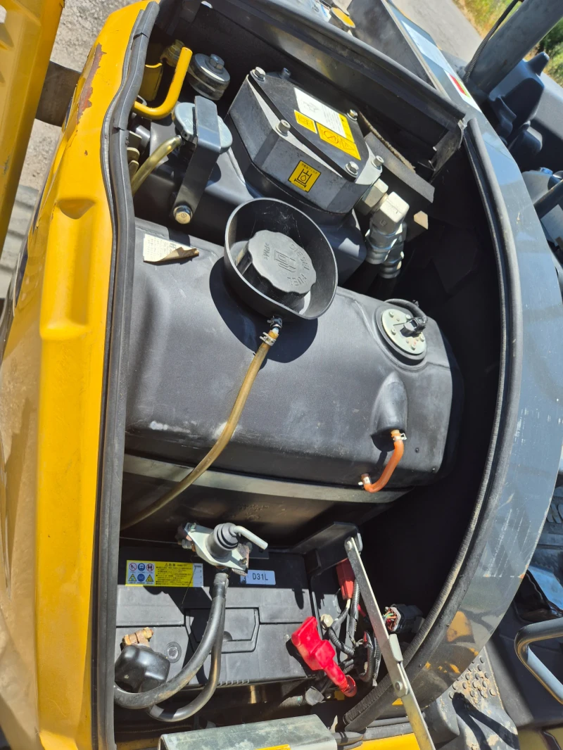 Багер Komatsu PC40MR-3 /ПЕРФЕКТЕН / КАТО НОВ !, снимка 15 - Индустриална техника - 50808154