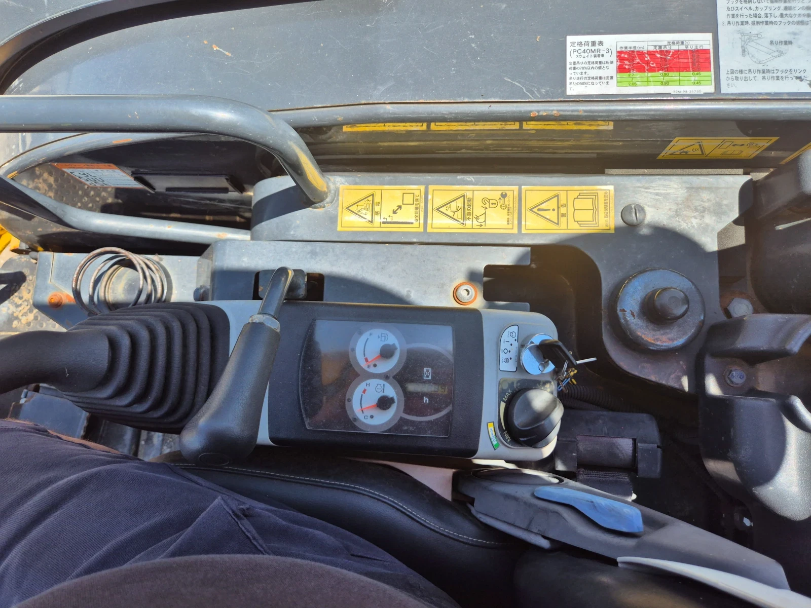  Komatsu PC40MR-3 / /   ! | Mobile.bg   12