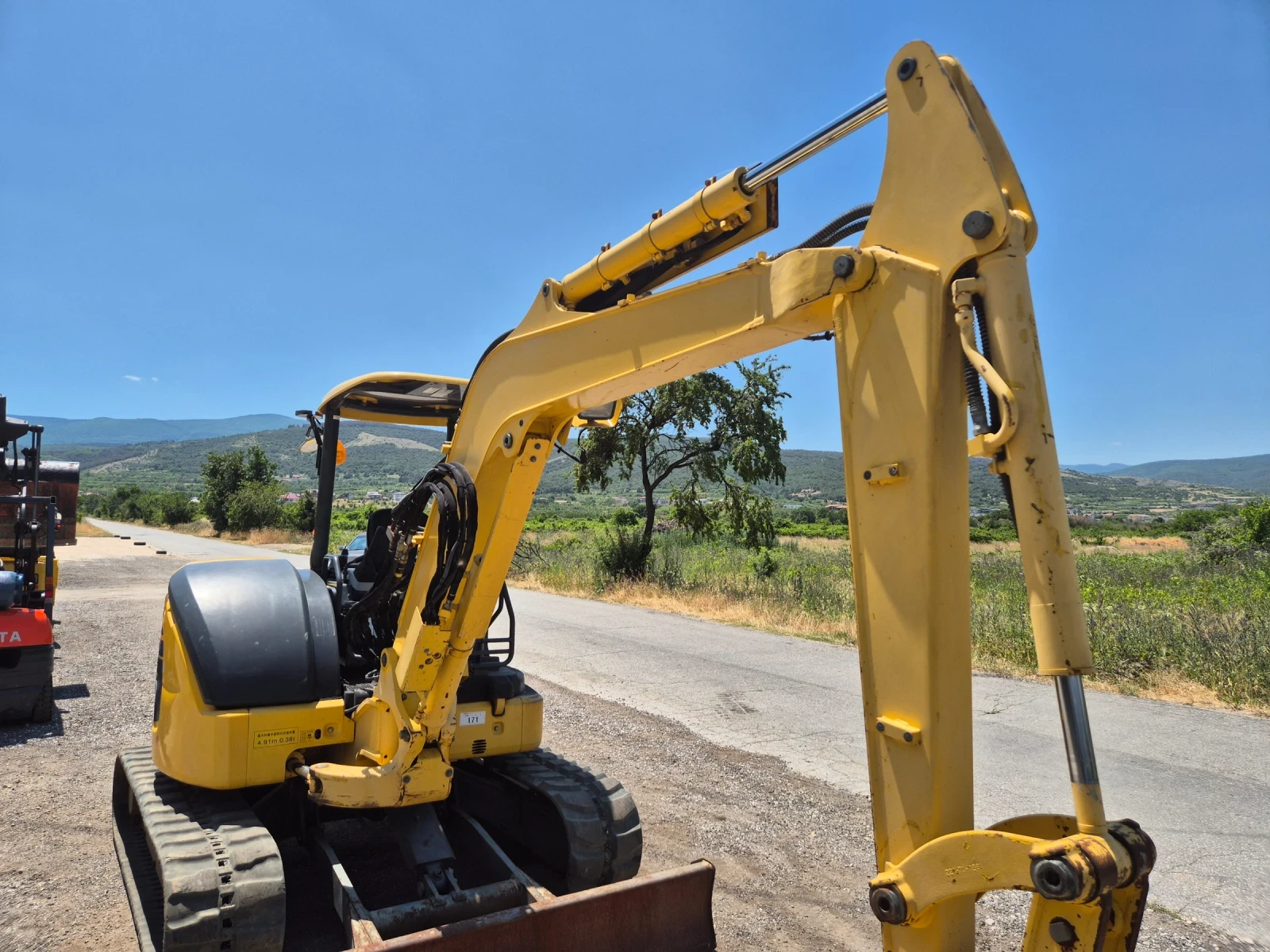 Багер Komatsu PC40MR-3 /ПЕРФЕКТЕН / КАТО НОВ ! - изображение 6
