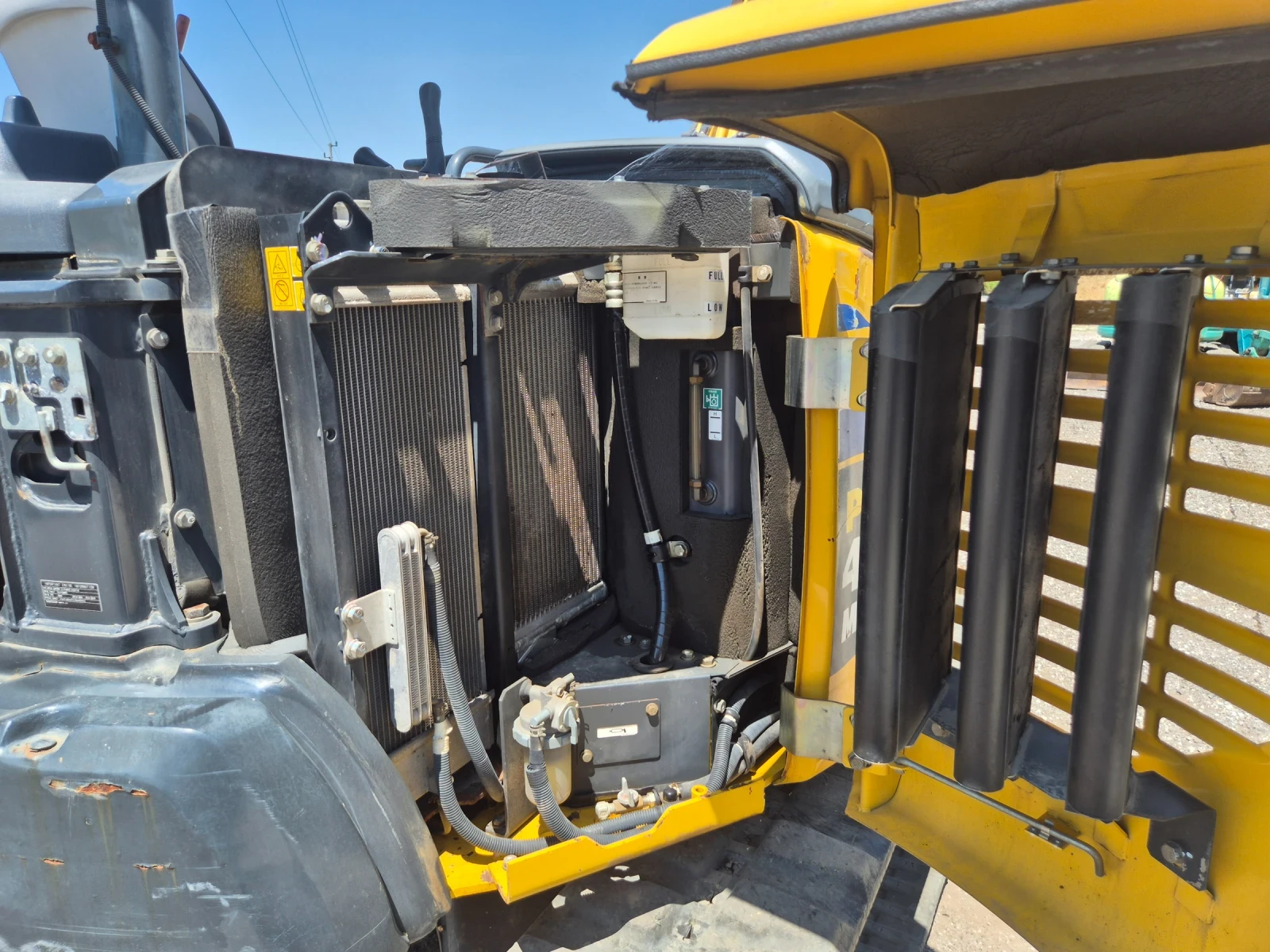  Komatsu PC40MR-3 / /   ! | Mobile.bg   14