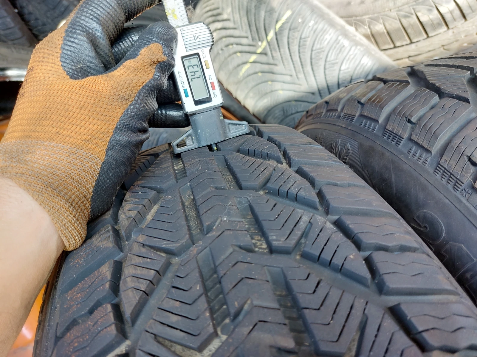 ���� 215/55R17 | Mobile.bg � ����������� 3