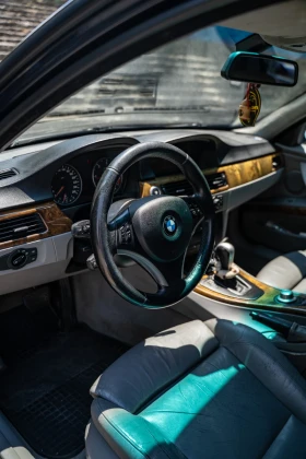 BMW 320, снимка 7