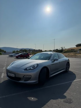     Porsche Panamera 4S