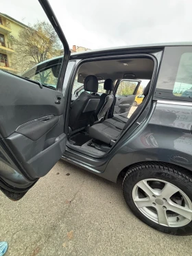 Peugeot 5008 1.6 HDi, снимка 13