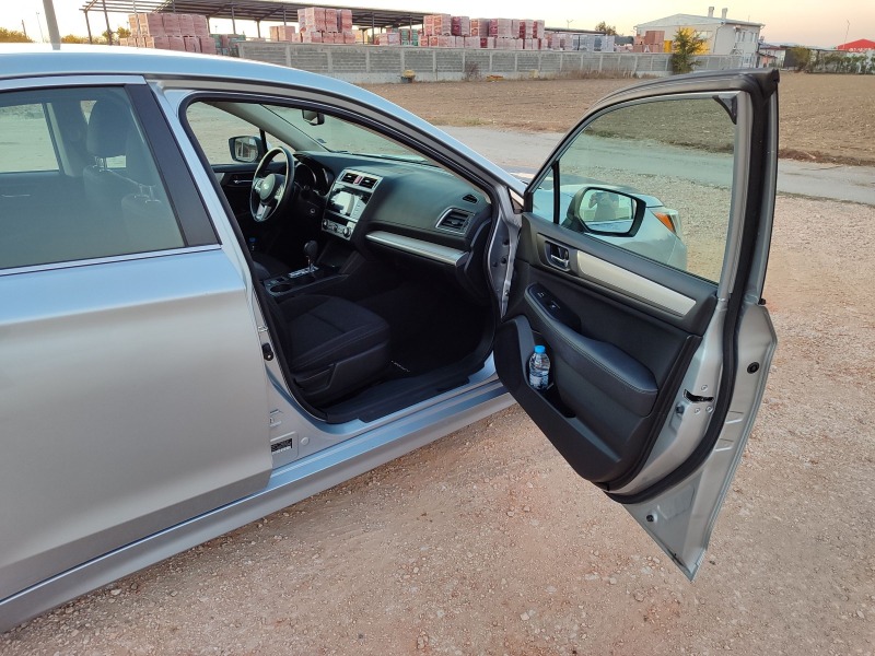 Subaru Legacy Premium Symmetrical AWD, снимка 10 - Автомобили и джипове - 45730066