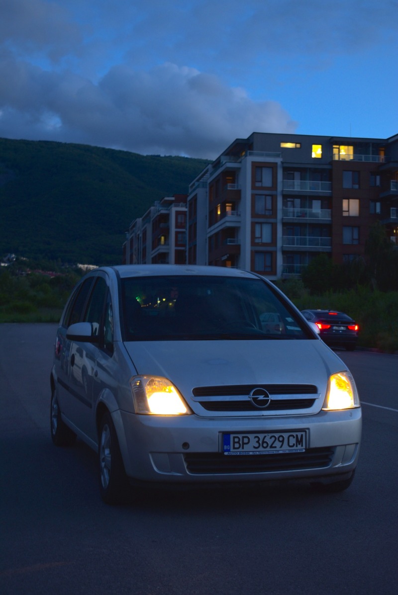 Opel Meriva Газ, снимка 1 - Автомобили и джипове - 45891185
