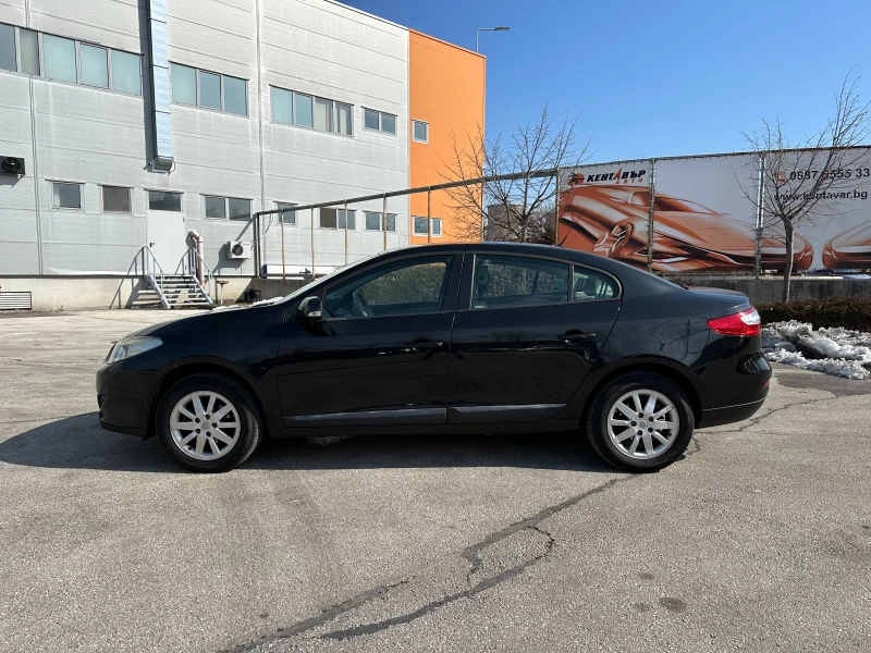Renault Fluence 1.6i ГАЗ/Бензин, снимка 2 - Автомобили и джипове - 49259750