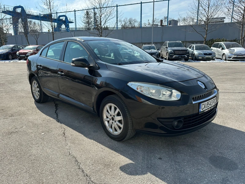 Renault Fluence 1.6i ГАЗ/Бензин, снимка 6 - Автомобили и джипове - 49259750