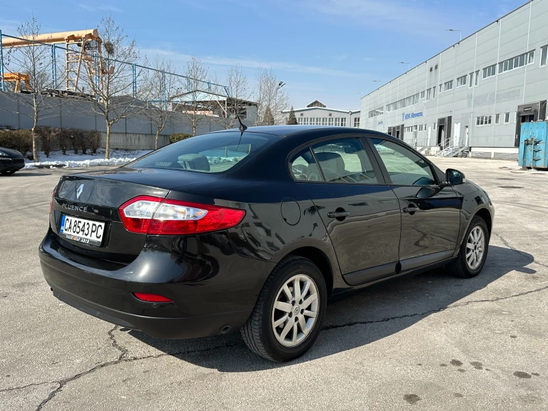 Renault Fluence 1.6i ГАЗ/Бензин, снимка 4 - Автомобили и джипове - 49259750