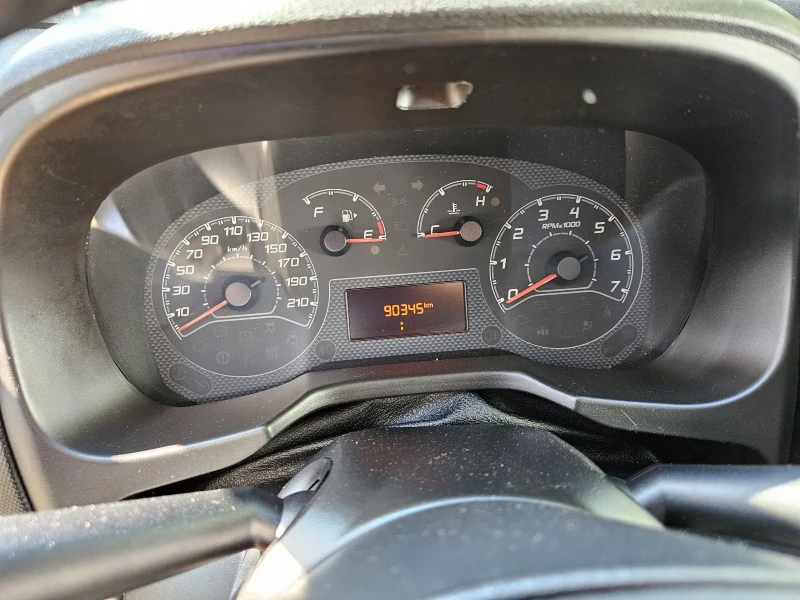 Fiat Qubo 1.3 M-Jet euro6, снимка 12 - Автомобили и джипове - 51847512