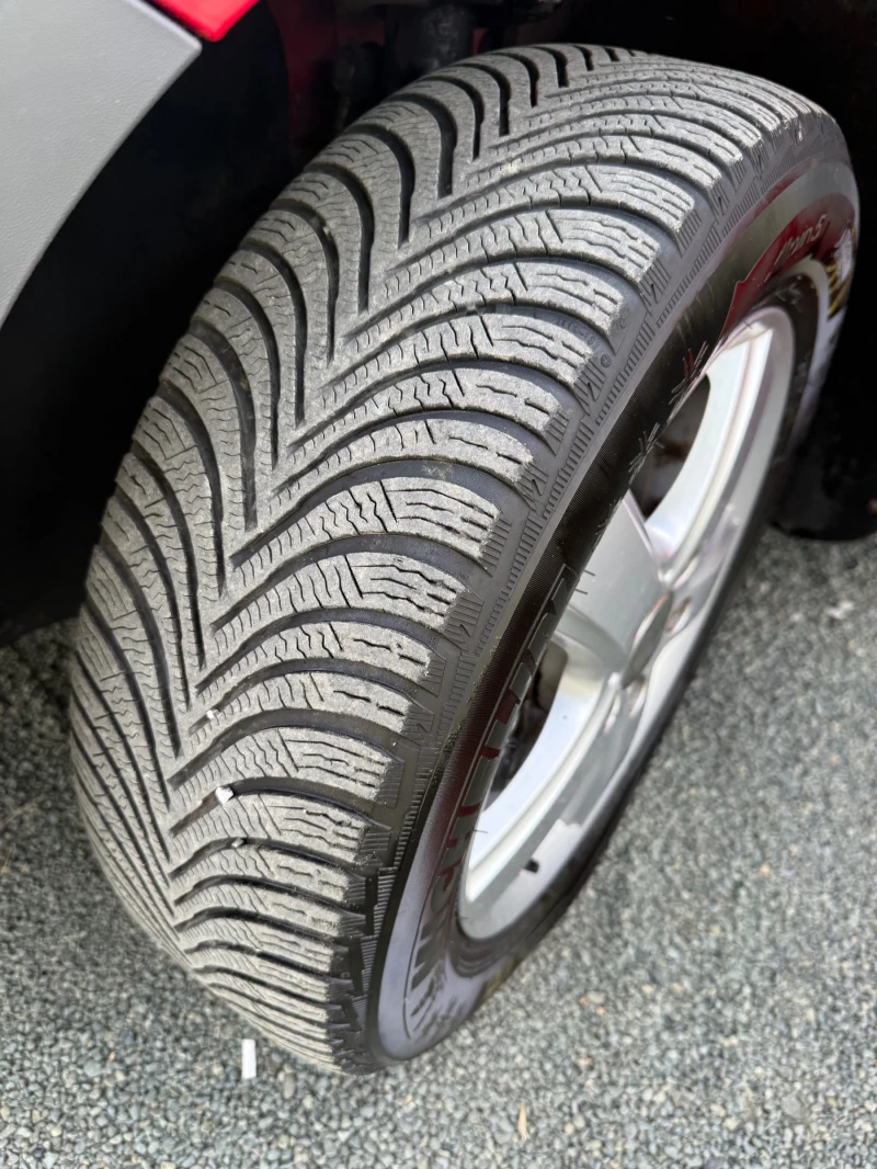 VW Caddy Life 1.6 102, снимка 12 - Автомобили и джипове - 51920091