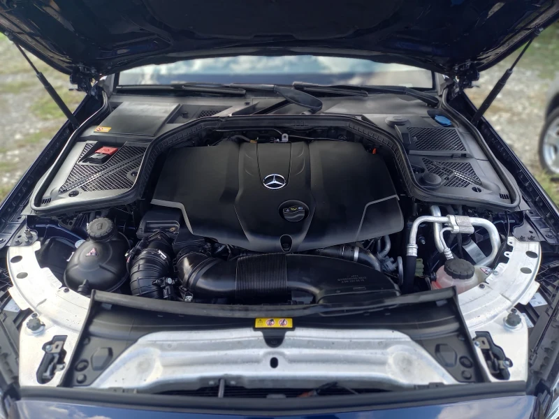 Mercedes-Benz C 220 2.2d KAMERA 360* AMG, снимка 12 - Автомобили и джипове - 52110354