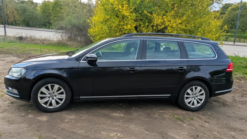 VW Passat, снимка 6 - Автомобили и джипове - 52335095