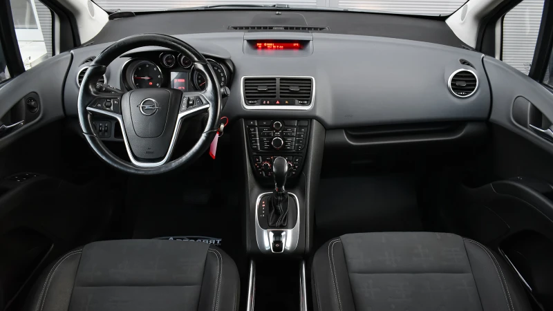 Opel Meriva 1.7 CDTi Innovation Automatic, снимка 12 - Автомобили и джипове - 52696859