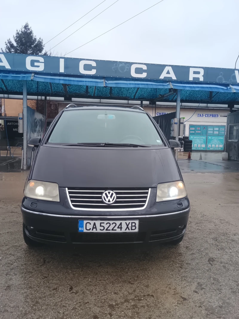 VW Sharan 1.8Т, снимка 5 - Автомобили и джипове - 53055664