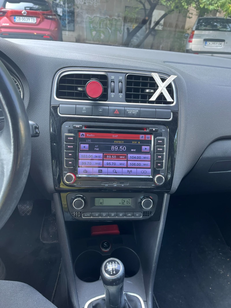 VW Polo, снимка 6 - Автомобили и джипове - 53090952