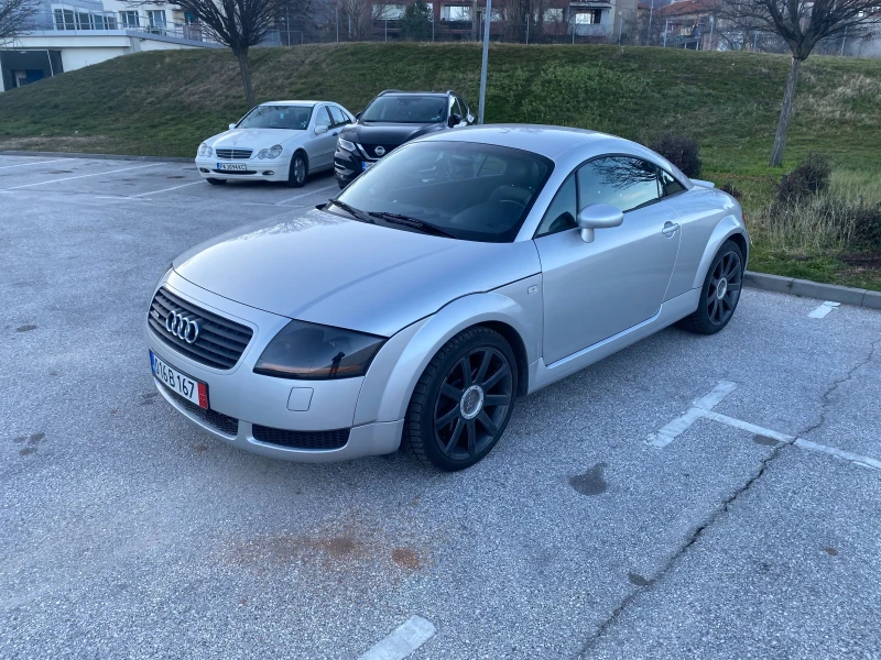 Audi Tt 1.8t /Quattro/, снимка 2 - Автомобили и джипове - 53147390