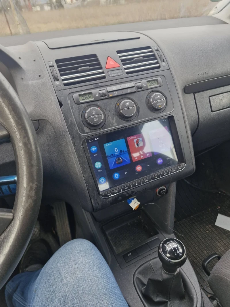 VW Touran 1.9 TDI , снимка 5 - Автомобили и джипове - 53285905