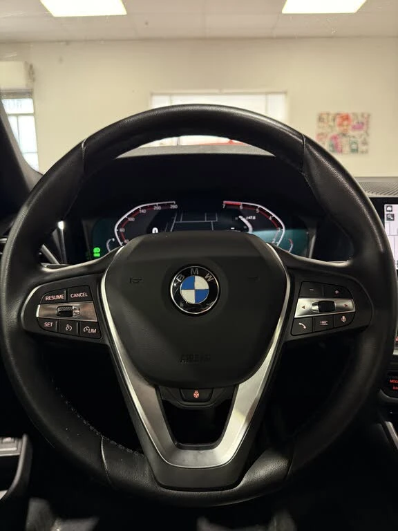 BMW 330 * АВТО КРЕДИТ* ЦЕНА ДО БГ * Сервизна история *  - изображение 8
