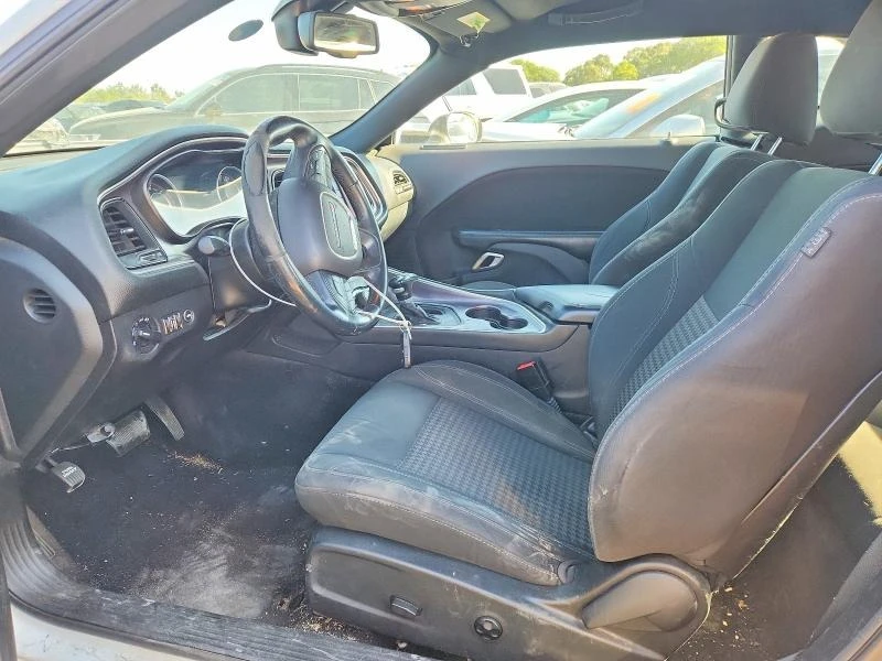 Dodge Challenger, снимка 7 - Автомобили и джипове - 54657457