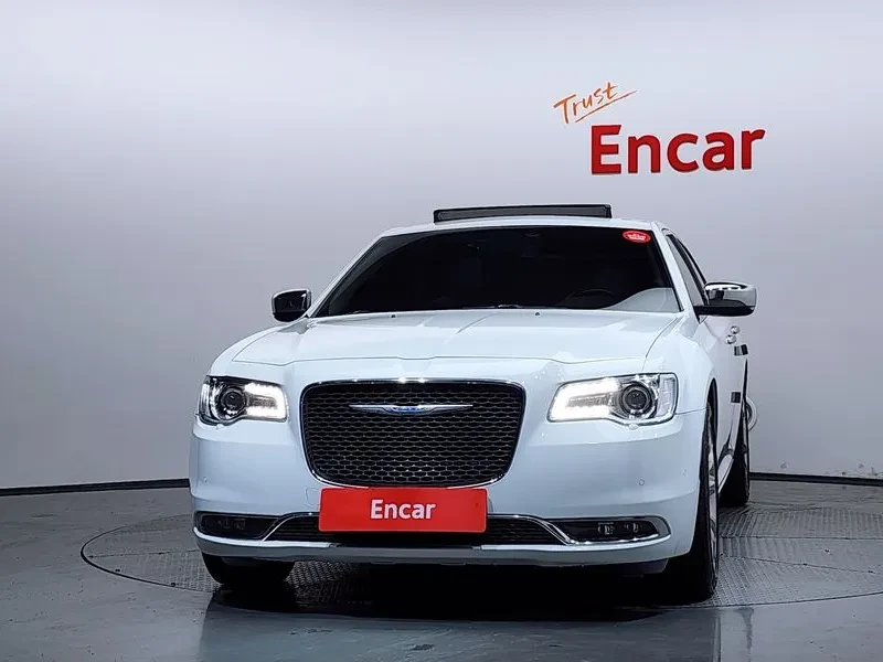 Chrysler 300c 3.6, снимка 3 - Автомобили и джипове - 55351685