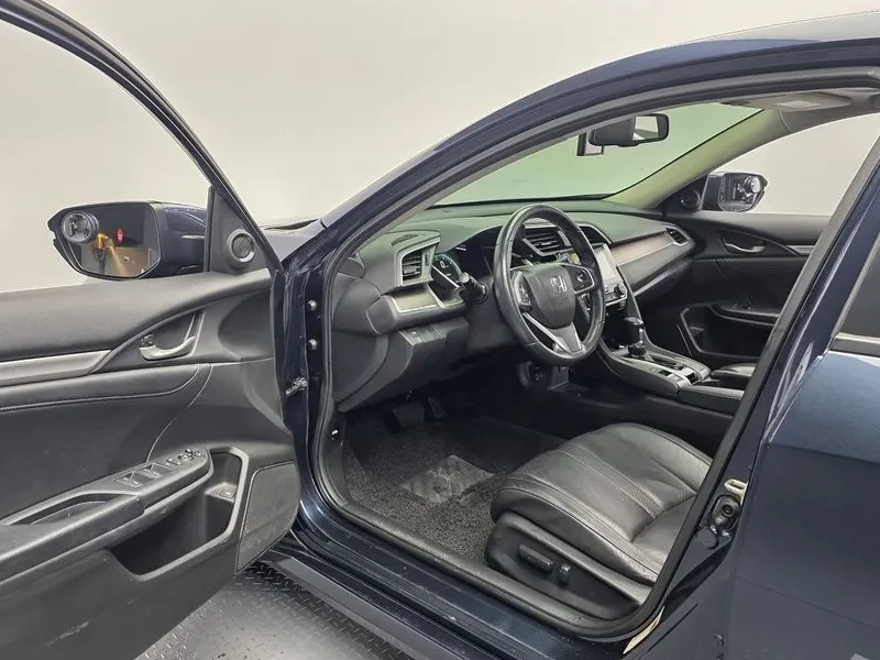 Honda Civic 2.0 10Th Generation, снимка 10 - Автомобили и джипове - 56354038