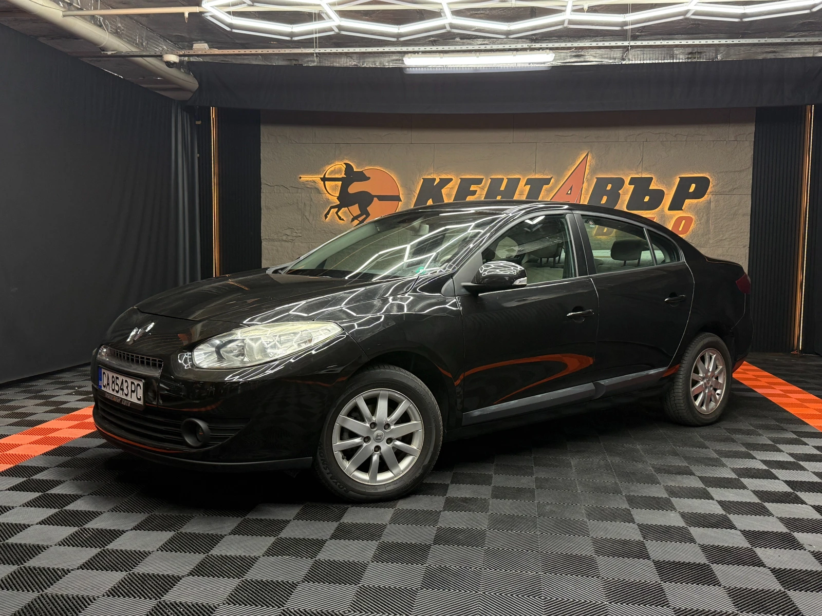 Renault Fluence 1.6i ГАЗ/Бензин/ГАРАНЦИЯ/БАРТЕР/ЛИЗИНГ/КОМЕНТАР