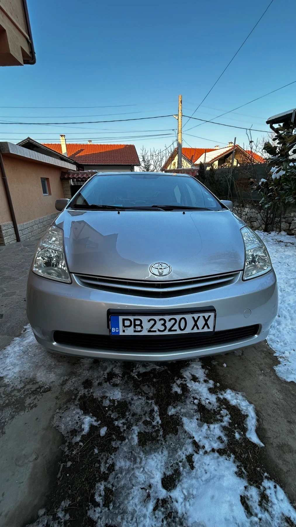 Toyota Prius Hybrid - изображение 2