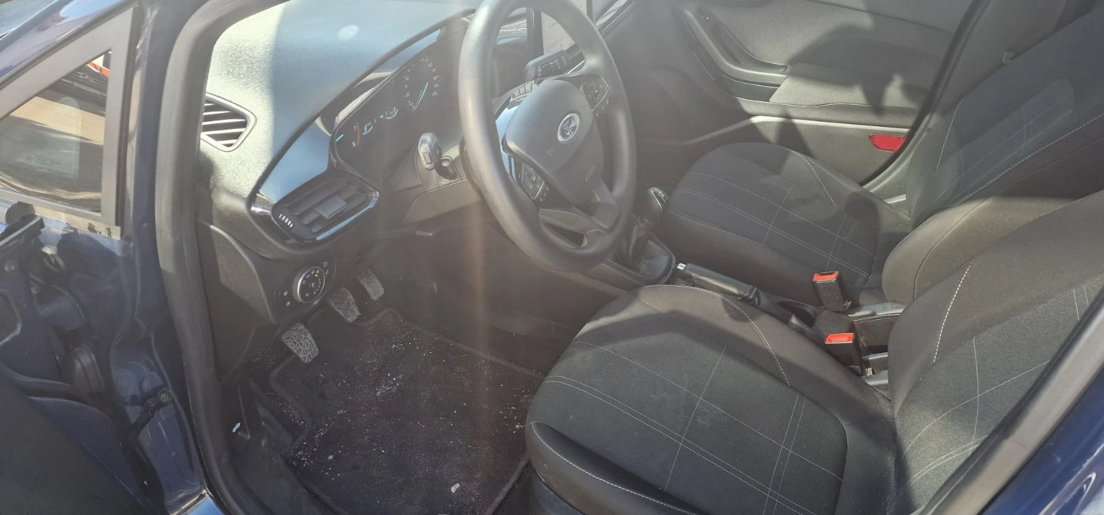 Ford Fiesta 1.1 l - изображение 8
