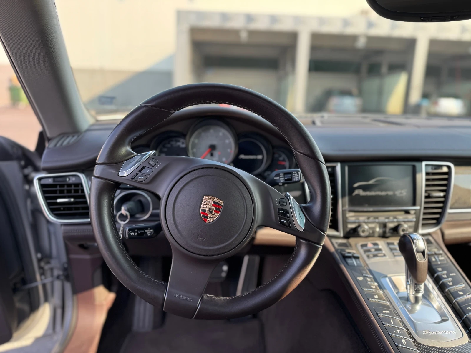 Porsche Panamera 4S - изображение 8