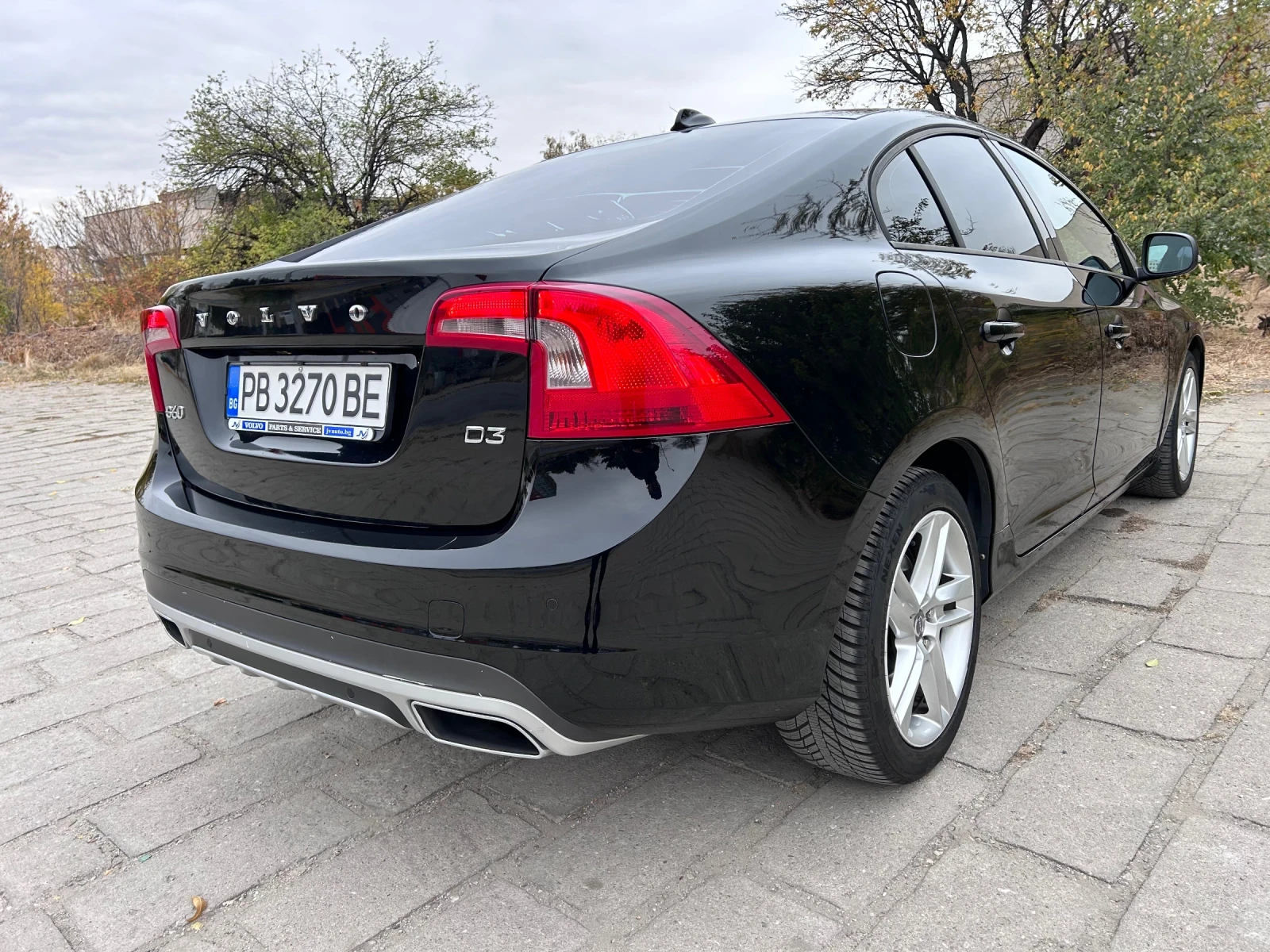 Volvo S60  - изображение 8